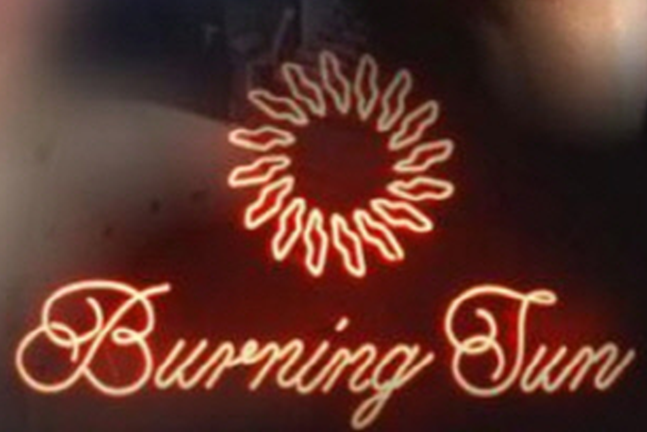 23 한영국 소설 속 사진.png